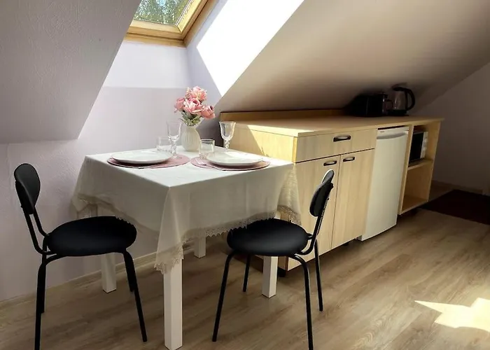 Διαμέρισμα Small & Cozy - Wifi & Free Parking